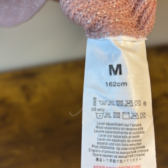 Beckaro M Pink Ruffled Turtleneck Sweater - Picture 5 of 8